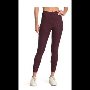 INTERLINK high waisted embossed burgundy leggings/M
